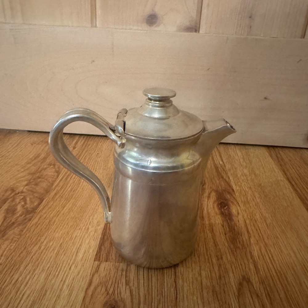 Reed & Barton Silver Soldered Teapot Coffee Pot Vintage Metal Servewa